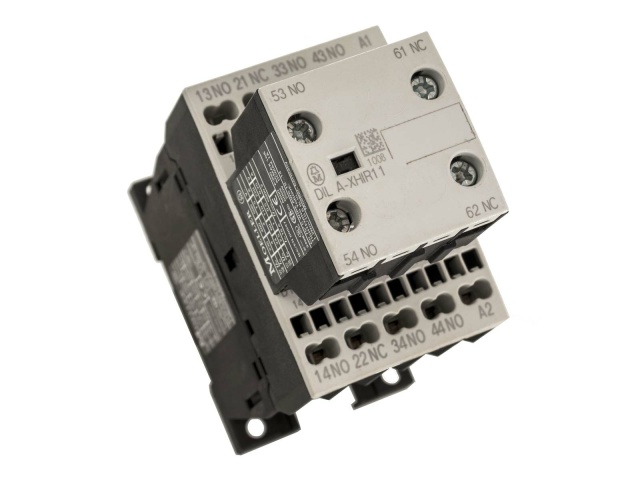 Klöckner Moeller DIL AC-31 met DIL A-XHIR11