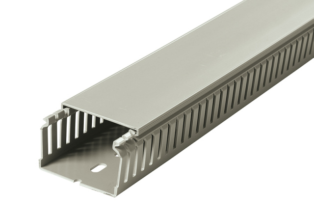 SES Sterling Goulotte de câblage GN-A6/4 80X40 NOUVEAU