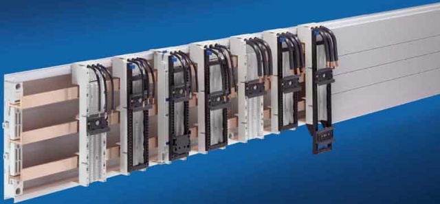 Rittal OM adapter 32A 3p w.1tr. B=45mm SV 9340.350 NIEUW