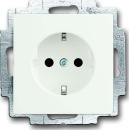 Busch-Jaeger Steckdose sws/matt m.LED-Orient.licht 20...