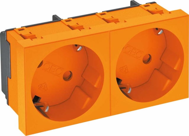 OBO Bettermann Vertr socket outlet 33 degrees, 2-fold protective contact STD-D3S ROR2 NEW