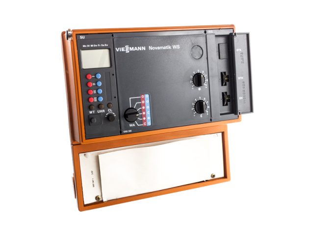 Viessmann 3002597 Novamatik WS with digital clock