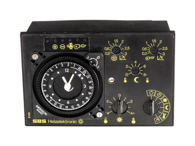 SBS E22 ZMP 831677062 mit Analoguhr TP