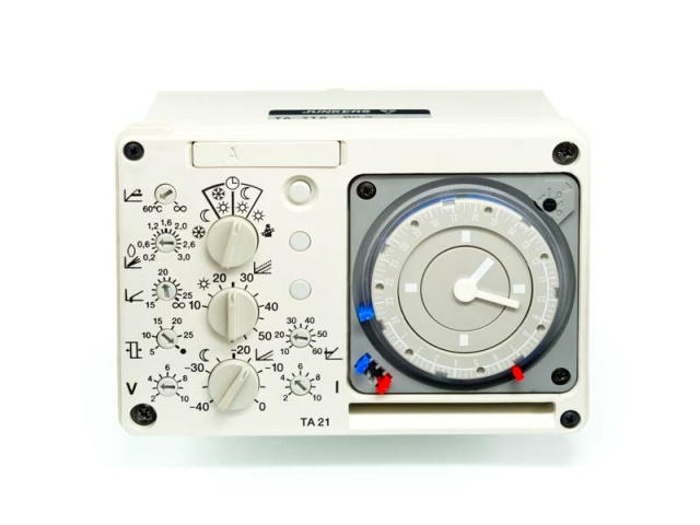 Junkers TA21 A with analogue clock 7719000745 Set NEW