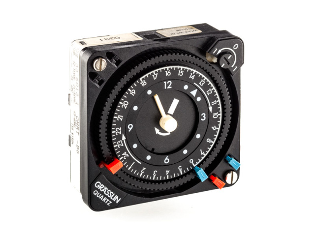 Paradigm QMRT-B6 Analog clock 24 Volt 023350671, 023360131