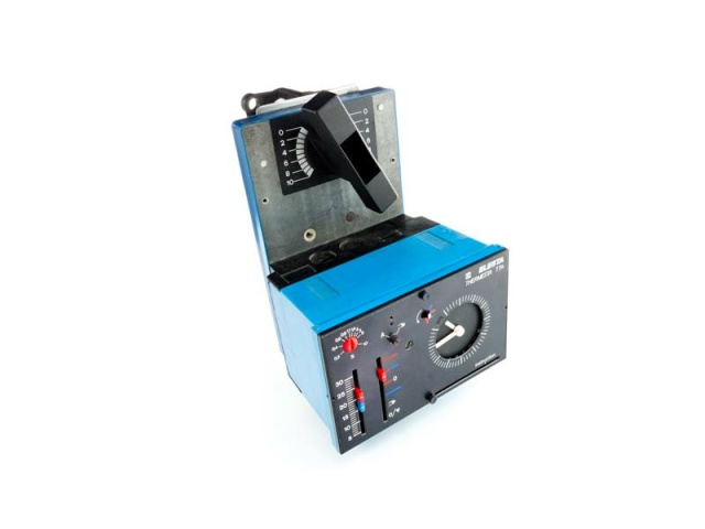 Elesta Thermesta T7A sobre placa base